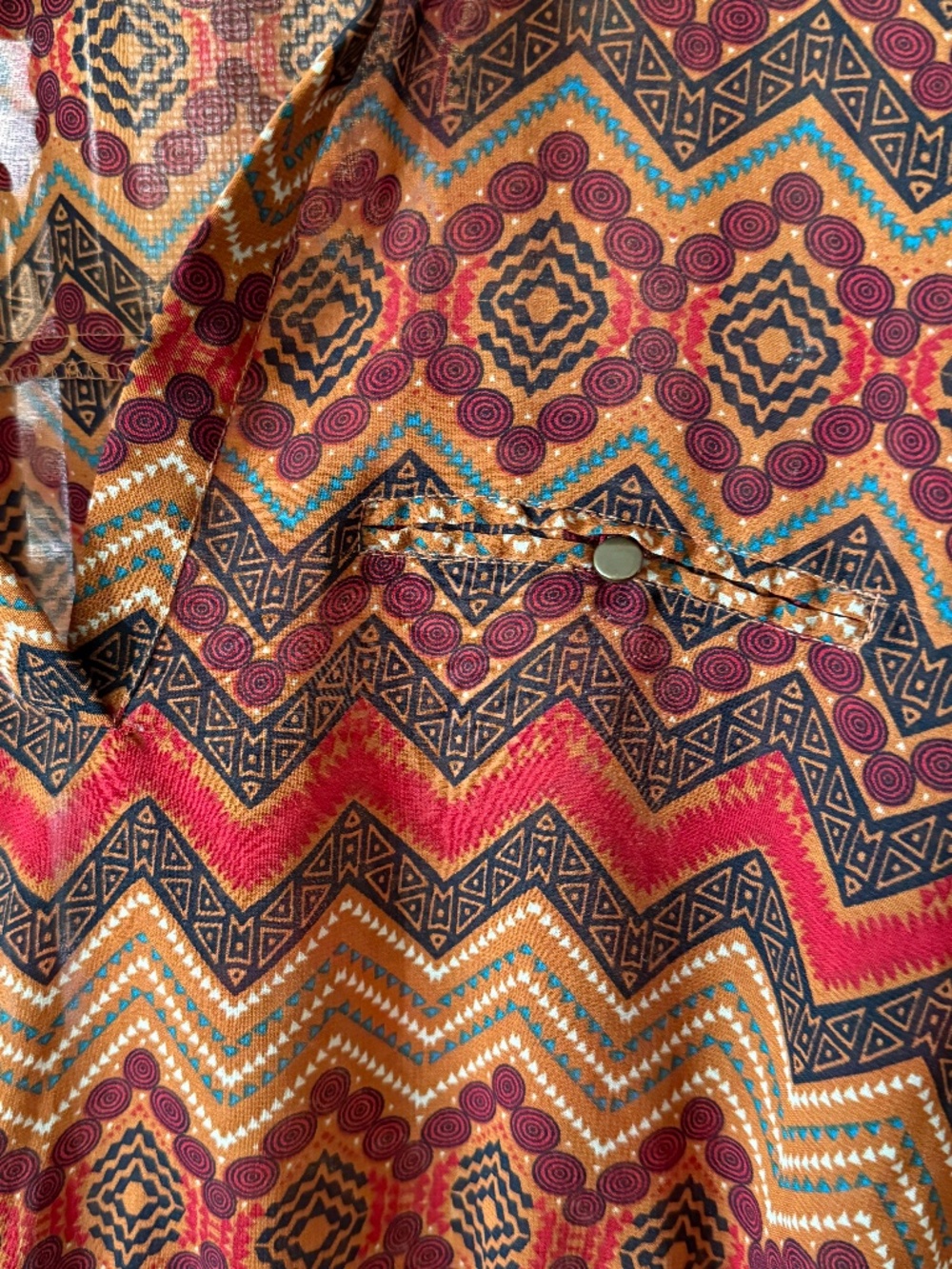 Indulge Southwestern Semi Sheer Orange Brown Geometric Print Top Size 2X - Picture 11 of 11